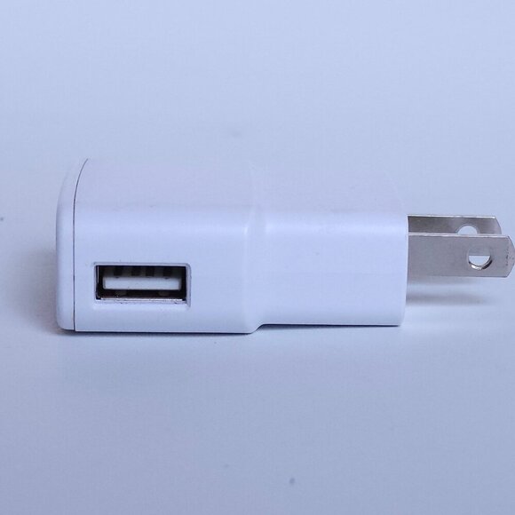 Samsung Original OEM Adaptive Fast Charging (AFC) Wall Charger Adapter (White) - Picture 3 of 7